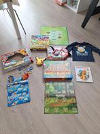 Pokemon pakket met spelletjes, boek, enz., Ophalen