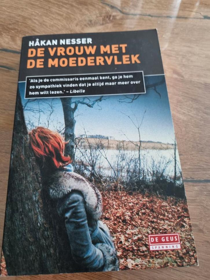 Håkan Nesser - De vrouw met de moedervlek, Livres, Thrillers, Enlèvement ou Envoi