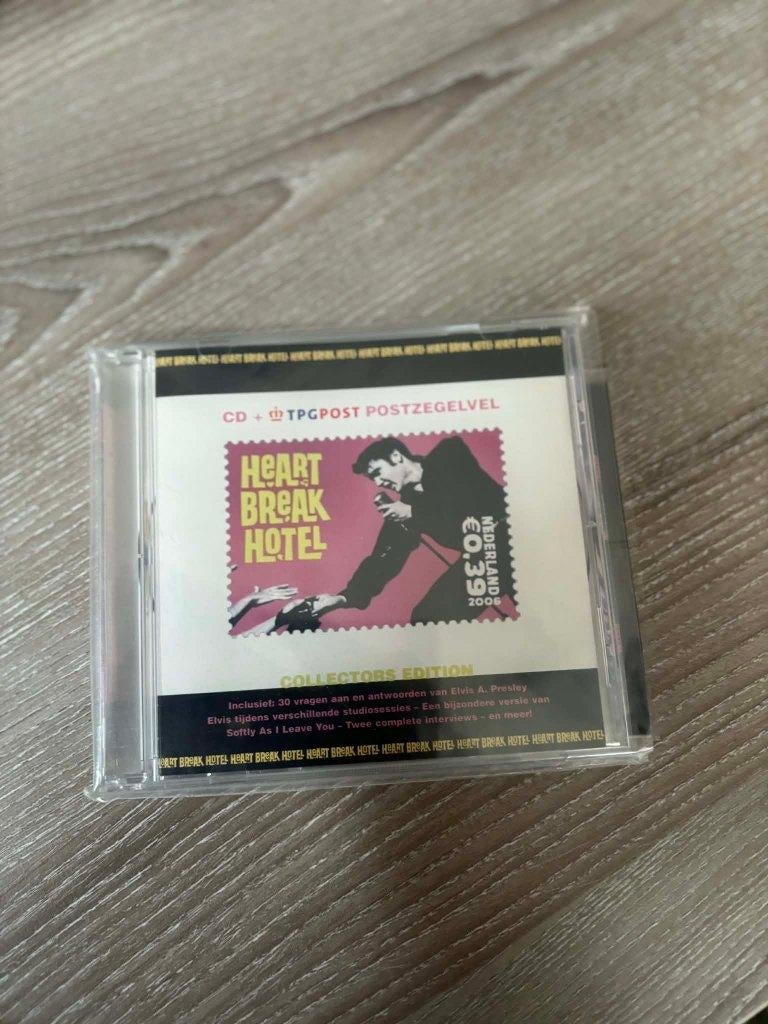 Elvis cd, Heartbreak hotel + postzegelmapje van Nederland, Cd's en Dvd's, Ophalen of Verzenden, Nieuw in verpakking, Rock-'n-Roll