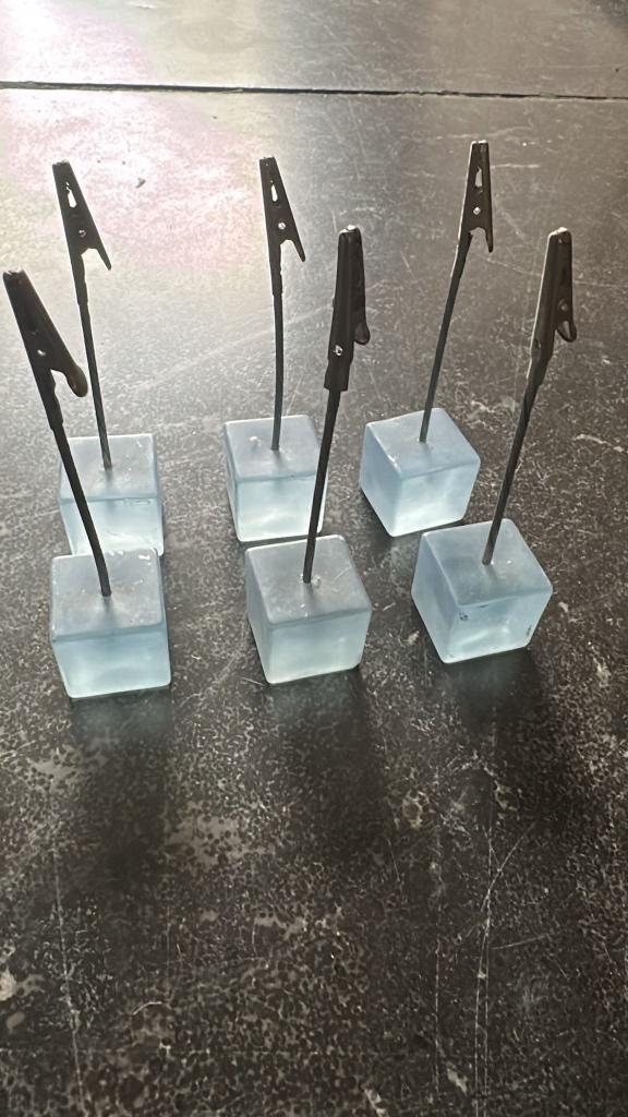 6 houdertjes (foto, naamkaartje, menu,...), Huis en Inrichting, Ophalen of Verzenden