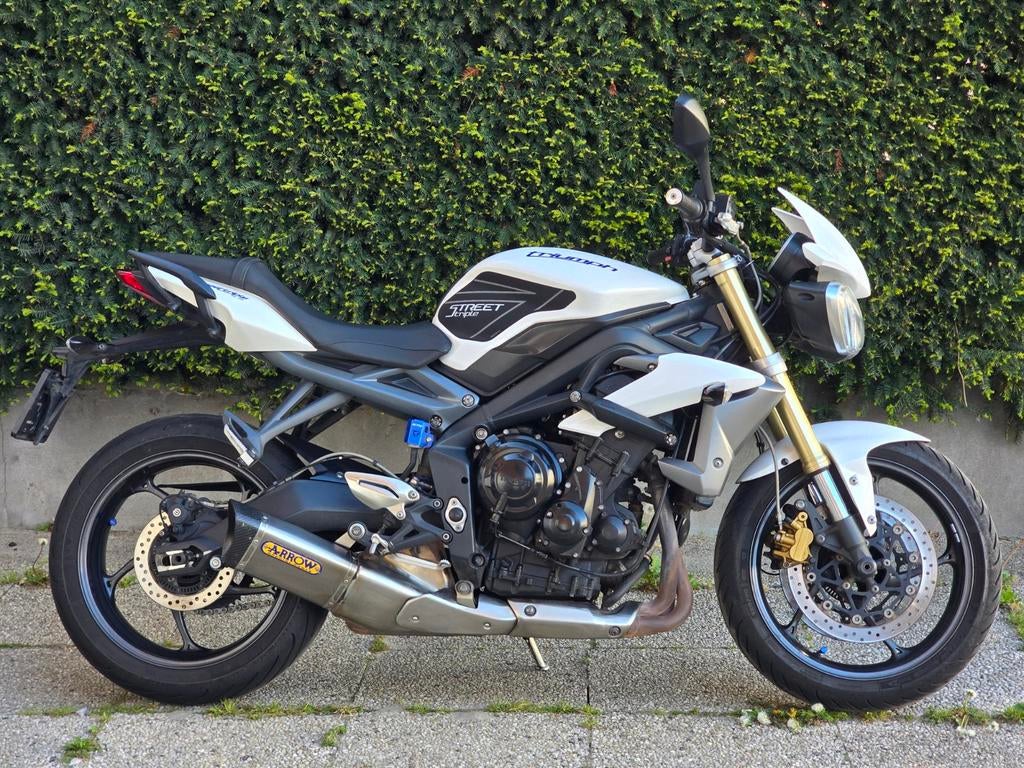 Triumph Street Triple 675 2013 en très bon état, Motos, ABS, Permis Moto A, Occasion, Plus de 35 kW