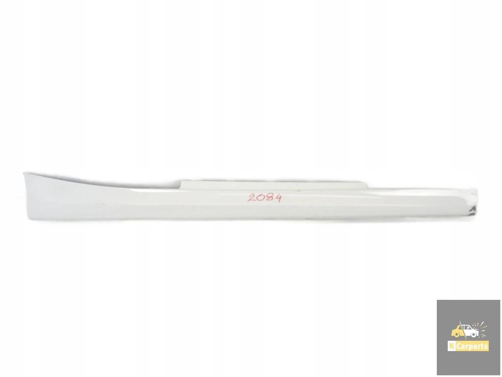 51778051948, baguette de seuil de porte droite pour BMW F21, Petuelring 130
80788  Munich, DE, Info@bmw.de, Utilisé, BMW