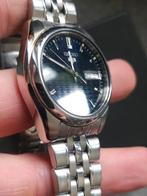 Seiko 5 cadran texturé, Montre-bracelet, Seiko, Enlèvement ou Envoi, Acier