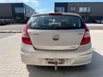 Hyundai i30 2010 1.6 diesel, Auto's, Hyundai, Voorwielaandrijving, Zwart, 4 cilinders, Bruin