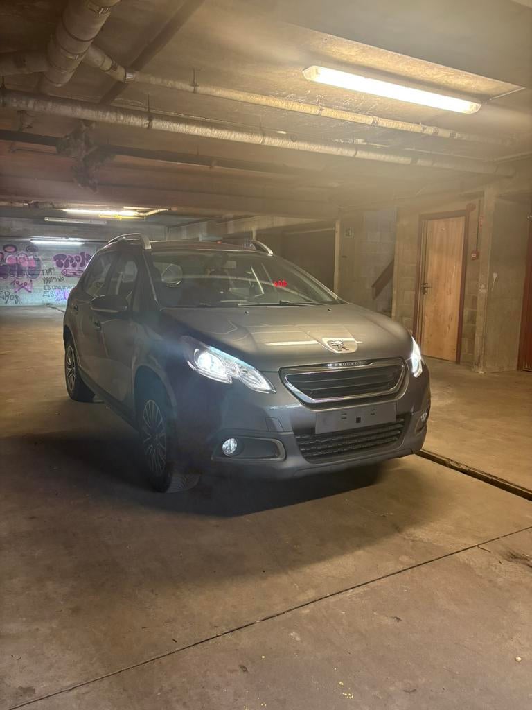 Peugeot 2008 1.2 essence 2016, Autos, Argent ou Gris, Achat, Capteur de lumière, Carnet d'entretien