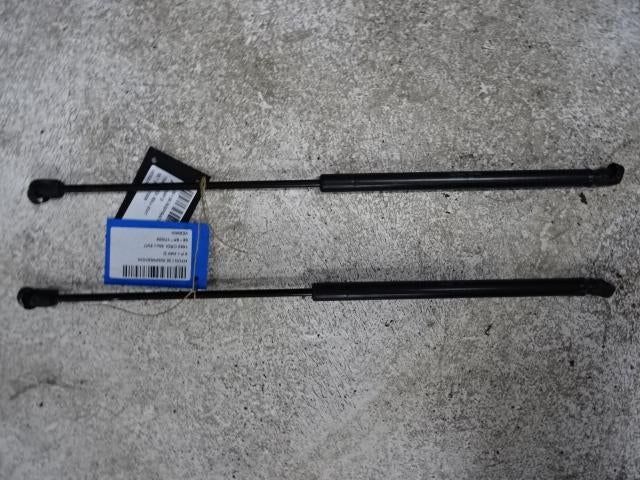 VERIN A GAZ Hyundai i30 (FD) (01-2007/11-2011), Mevr. I. Hauben, Utilisé, Hyundai, Rue de l'Espoir 34 34
4030  GRIVEGNÉE, BE