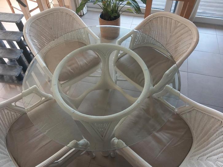 Table et chaises en Rotin, Maison & Meubles, Tables | Tables de salon, Utilisé, 50 à 75 cm, 100 à 150 cm, 100 à 150 cm, Rond, Autres essences de bois