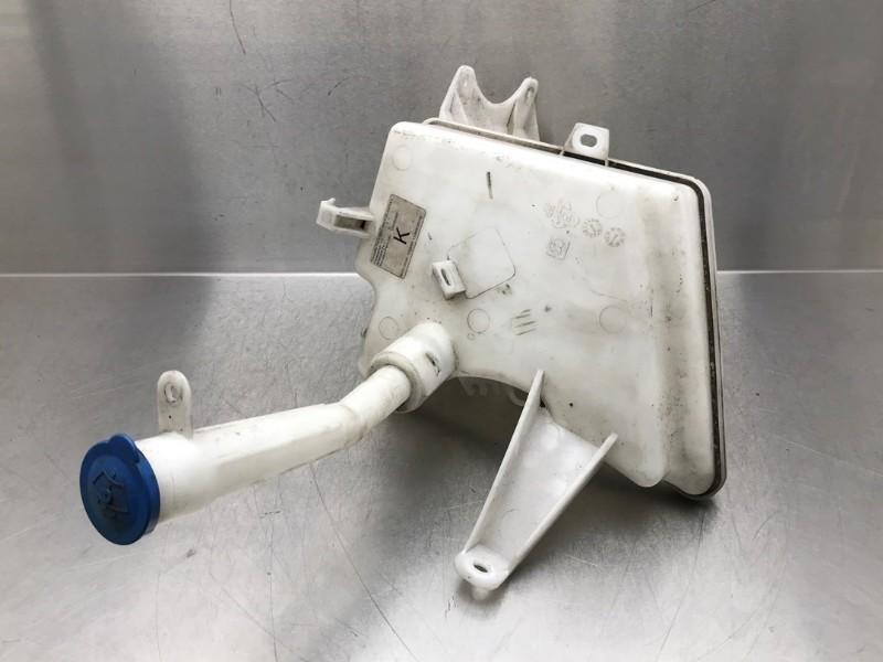 LAVE-GLACE RESERVOIR AVANT Toyota Avensis Wagon (T27), Utilisé, Toyota