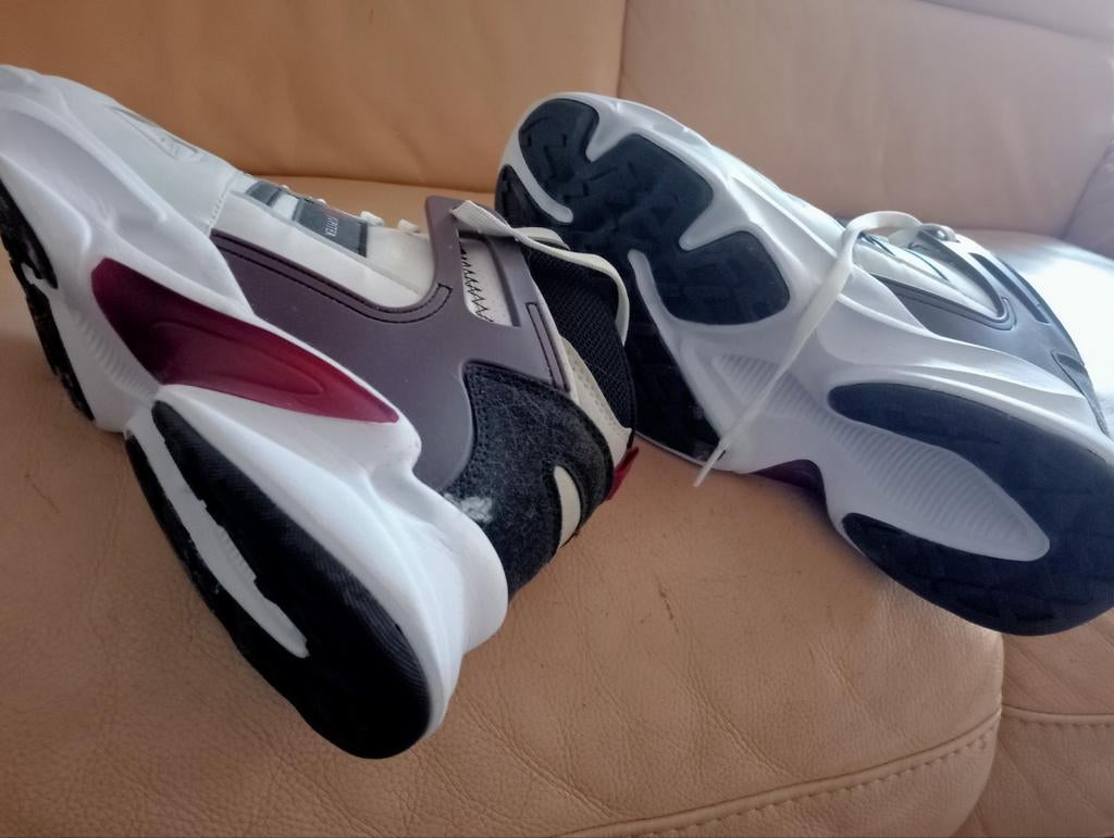 Basket Jupiter 43. Neuf, Enlèvement