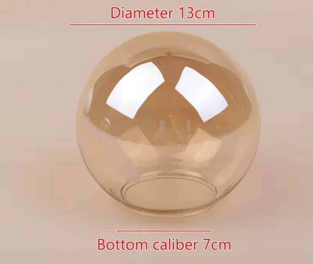 2 Glazen Amber bollen van 13 en 15 cm, Ophalen