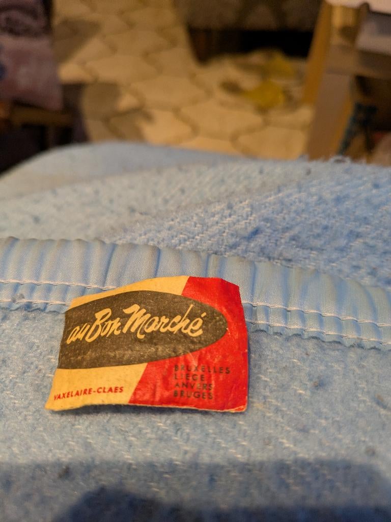 Au bon marche, Enlèvement ou Envoi, Utilisé, Boîtes ou marques d'allumettes