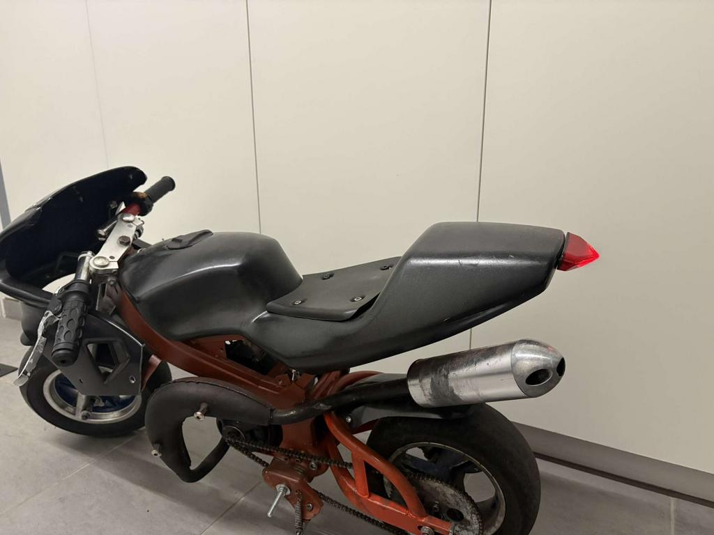 50cc pocketbike, Motoren, Ophalen