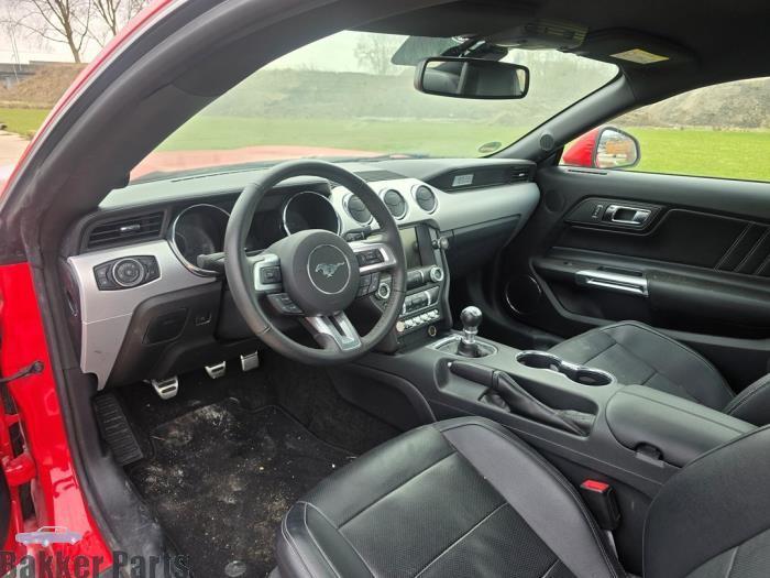 Amplificateur radio d'un Ford Usa Mustang, Autos : Pièces & Accessoires, Électronique & Câbles, Pièces américaines, Utilisé, 3 mois de garantie