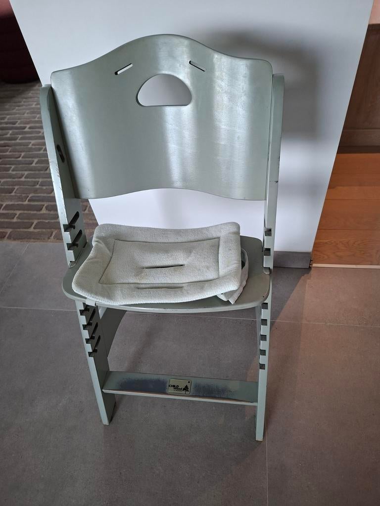 Meegroei eetstoel met ook alle onderdelen erbij, Ophalen