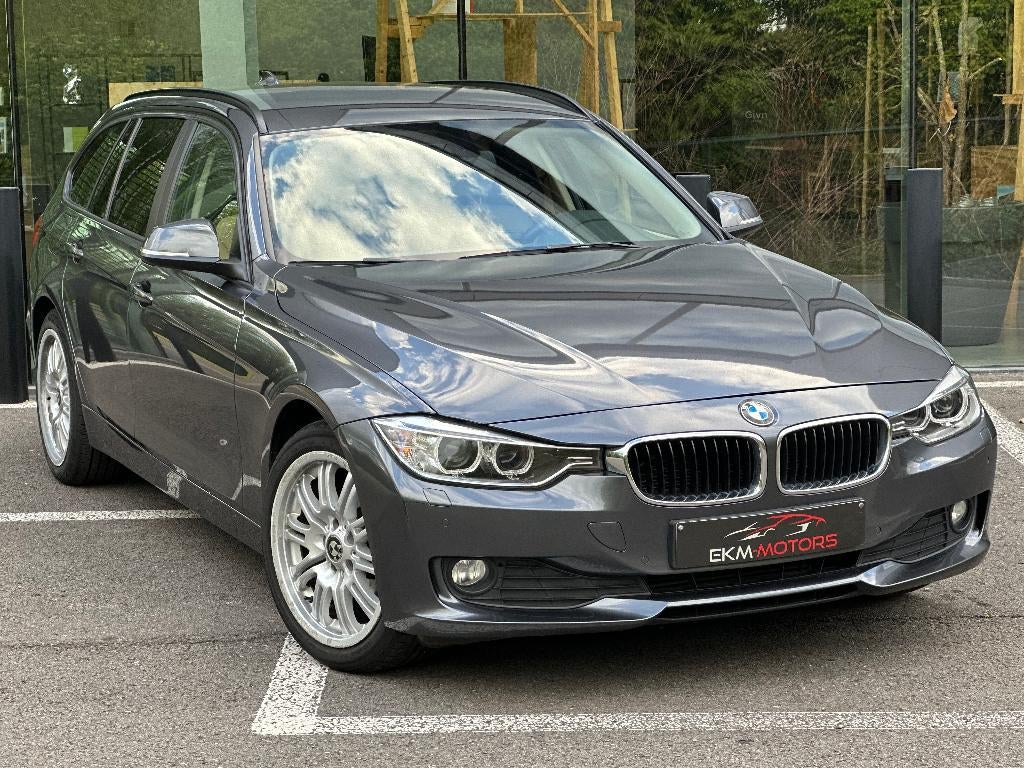 BMW 318d / Automaat / Navi / Airco / 130469km, Auto's, BMW, Automaat, Euro 5, 1995 cc, Beige