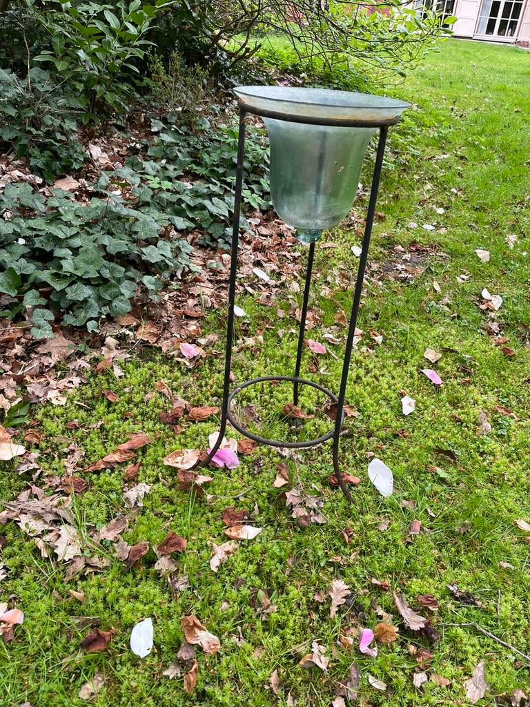 Glazen bokaal bloempot op staander, Ophalen