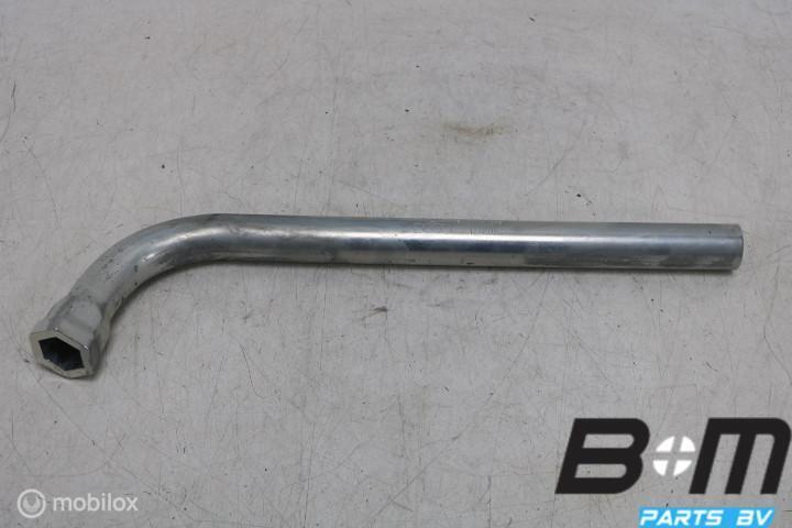 Wielsleutel VW Jetta 4D0012219A, Gebruikt