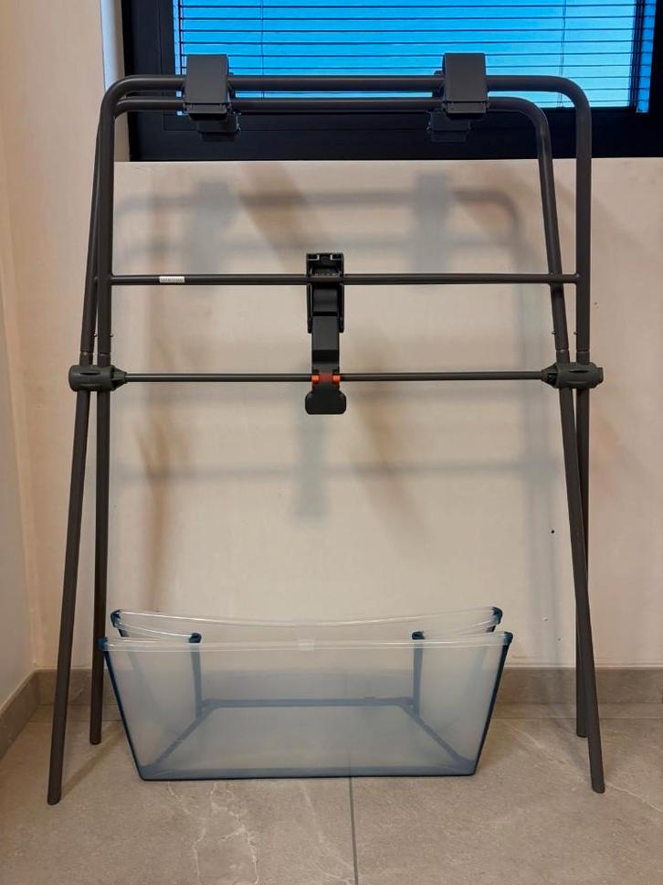 Stokke Flexi Bath (babybad, standaard & newborn support), Enfants & Bébés, Bains & Soins, Comme neuf, Baignoire, Autres marques