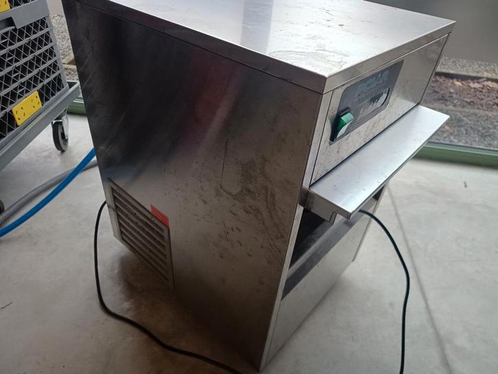 ijsblokjesmachine - merk polar, Articles professionnels, Horeca | Équipement de cuisine, Refroidissement et Congélation, Utilisé