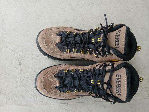 Nieuwe hoge bergschoenen " EVEREST  watertex " mt 36, Sport en Fitness, Bergsport en Wandelen, Nieuw, Ophalen