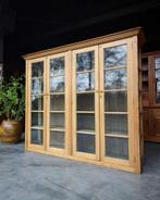 Antieke grenen vitrinekast | Servieskast | keukenkast #2509, Enlèvement ou Envoi