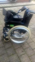rolstoel een rolator en een set krukken . 3 stuks 50 euro, Diversen, Ophalen, Zo goed als nieuw, Duwrolstoel