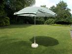 Parasol  + pied en beton, Ophalen, Gebruikt
