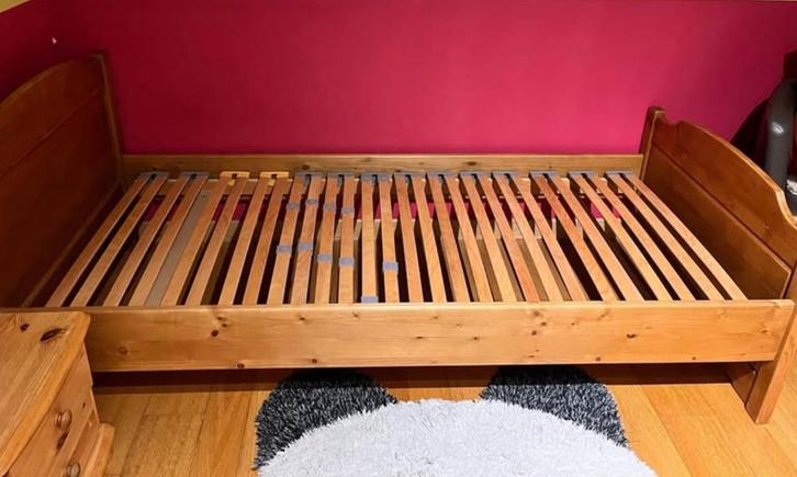 Volwaardige slaapkamer, Huis en Inrichting, Slaapkamer | Bedden, Zo goed als nieuw, Eenpersoons, Ophalen