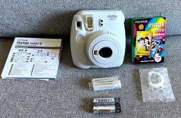 FUJIFILM INSTAX Mini 9 // + Film 10 Foto's // NIEUW!!! beschikbaar voor biedingen