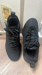 Nike LeBron XIV Low Triple Black Schoenen size 42, Kleding | Heren, Zo goed als nieuw, Nike, Zwart, Ophalen