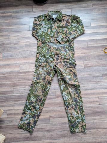 Luxembourg Army Camo Set Pants + Top 