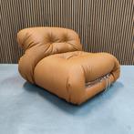 Cassina Soriana - Cognac leder, Antiquités & Art, Antiquités | Meubles | Chaises & Canapés, Enlèvement ou Envoi