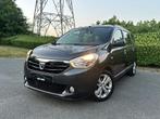 Dacia Lodgy 1.2 2016 Benzine €6b AircoGPS achteruitkijkradar, Auto's, Dacia, Testrit aan huis, Blauw, 5 deurs, USB
