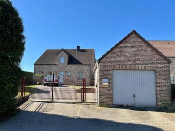 Maison à vendre à Saint-Jean-Geest, 3 chambres beschikbaar voor biedingen