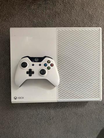 Xbox One 500GB - Wit beschikbaar voor biedingen