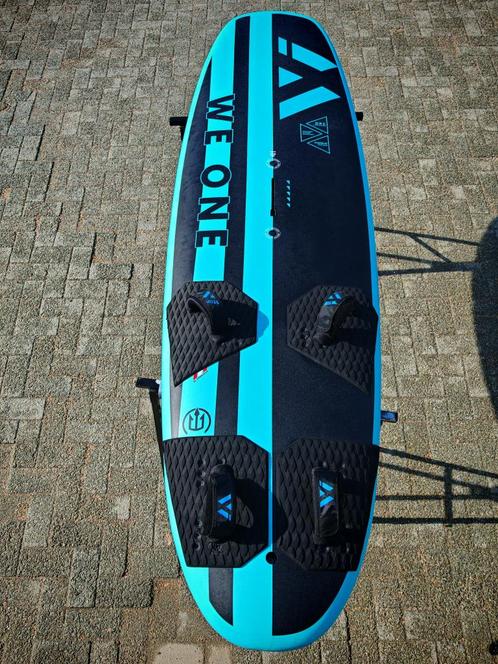 We One windsurf boards., Sports nautiques & Bateaux, Planche à voile, Utilisé, Planche, Avec aileron(s), Enlèvement