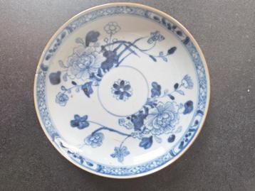 Chinees underglaze blue porseleinen bordje, 18e eeuw beschikbaar voor biedingen