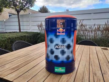 Zit vatje van KTM en Red bull airbrush gespoten, Ophalen of Verzenden