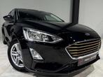 Ford Focus 1.5 TDCi 120CV NAVi CARPLAY SG CHAUFF ASSiST LED, Auto's, Focus, Stof, Euro 6, 4 cilinders