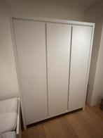 Kinderkamer, hoge kast en bijhorende commode, Huis en Inrichting, Ophalen, 100 tot 150 cm, Zo goed als nieuw, Modern
