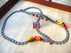 DUPLO lange lage brug, sporen en treinen, Kinderen en Baby's, Speelgoed | Duplo en Lego, Ophalen of Verzenden, Gebruikt, Duplo