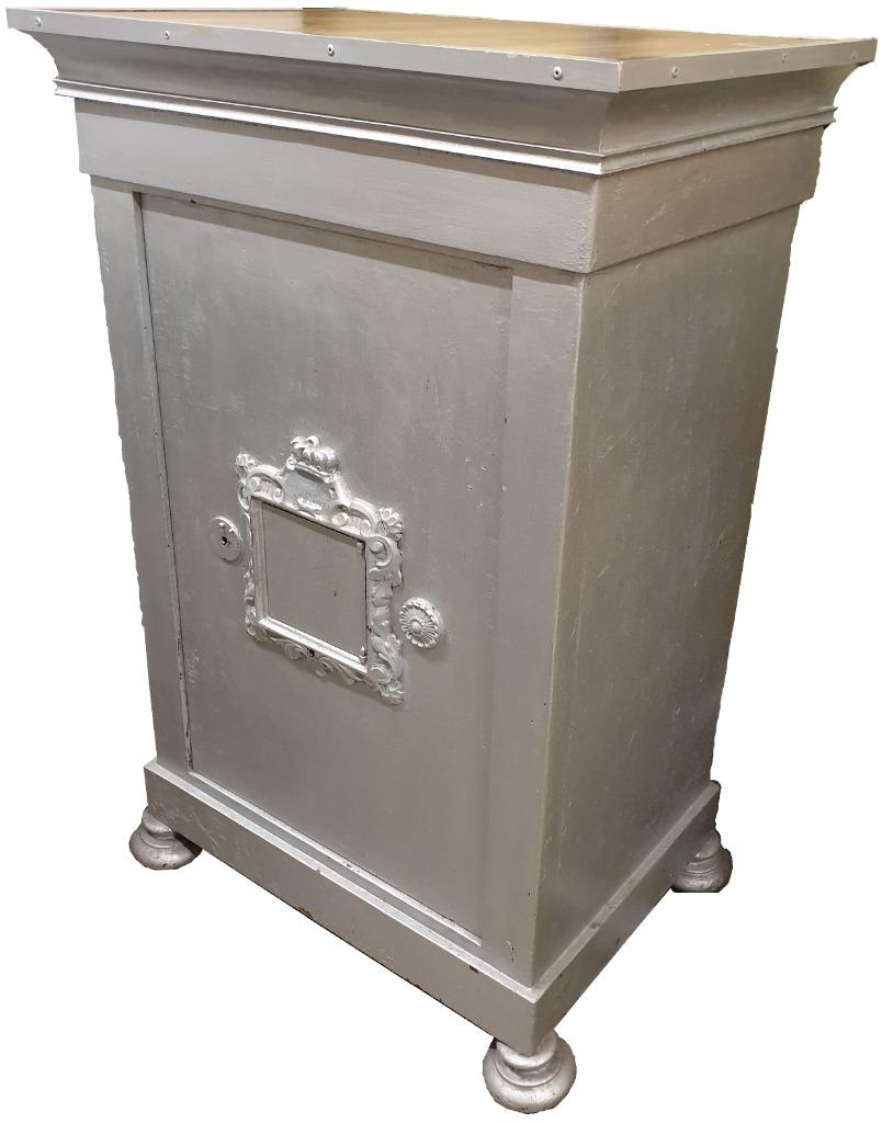 Grote antieke kluis, Huis en Inrichting, Brandblussers en Brandkasten, Gebruikt, Brandkast, Ophalen