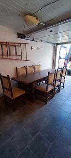 Een prachtige massieve tafel met zeven stoelen, Huis en Inrichting, Tafels | Eettafels, Ophalen of Verzenden
