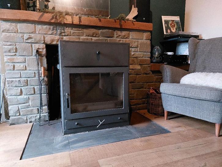 Poele à bois hydro DDG F40H, Maison & Meubles, Poêles, Utilisé, Autoportant, Poêle à bois, Bois, Enlèvement