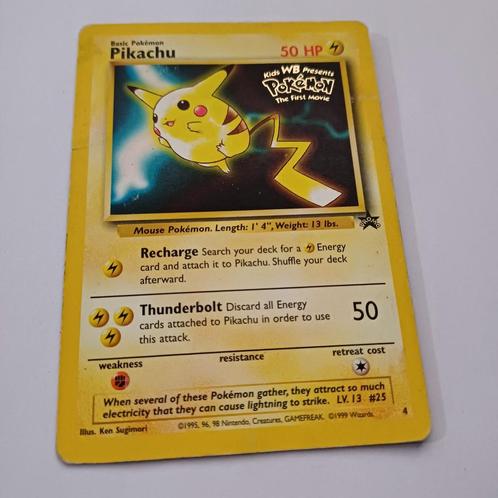 Pokémon Pikachu Promo 4 Holo "The first Movie Editie", Hobby en Vrije tijd, Verzamelkaartspellen | Pokémon, Zo goed als nieuw