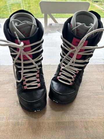 ThirthyTwo snowboardboots 39 beschikbaar voor biedingen