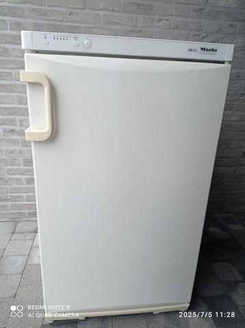 Perfect werkende diepvries MIELE  beschikbaar voor biedingen