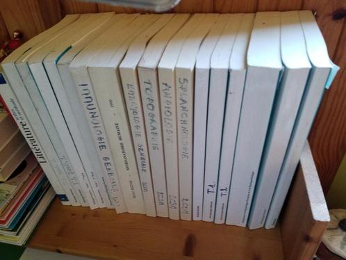 Handleidingen voor diergeneeskunde en humane geneeskunde, Boeken, Wetenschap, Gelezen, Ophalen