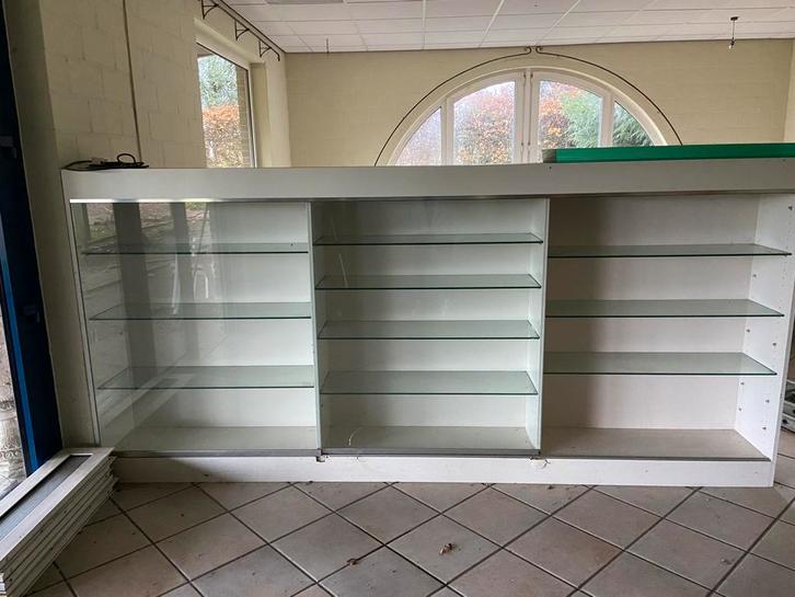 Gratis winkel vitrinekast, Huis en Inrichting, Kasten | Vitrinekasten, Zo goed als nieuw, Ophalen