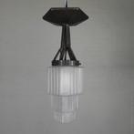 Art Deco hanglamp met getrapte glazen kap, jaren 30, Verzenden